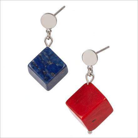 گوشواره طلا ۱۸ عیار تاس تاس گالری