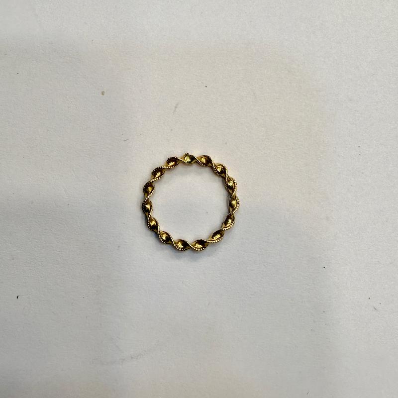 انگشتر طلا ۱۸ عیار پیچب گالری الیاگلد