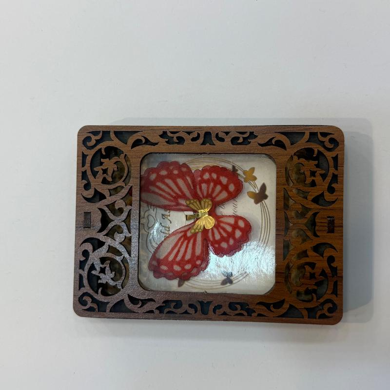 آویز طلا ۱۸ عیار پروانه گالری الیاگلد