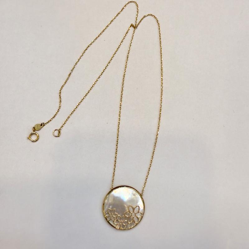 گردنبند طلا ۱۸ عیار صدف وگل گالری الیاگلد