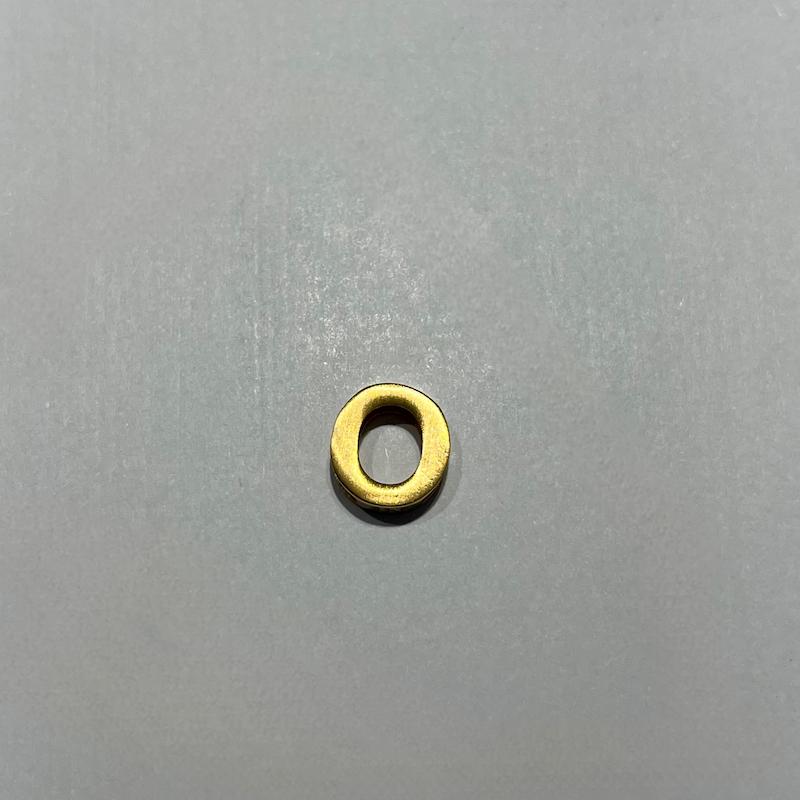 آویز طلا ۱۸ عیار O گالری طلا دوران