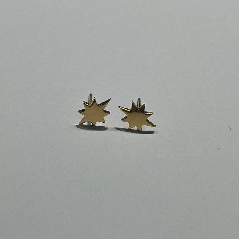 گوشواره طلا ۱۸ عیار گوشواره میخی گالری طلا دوران