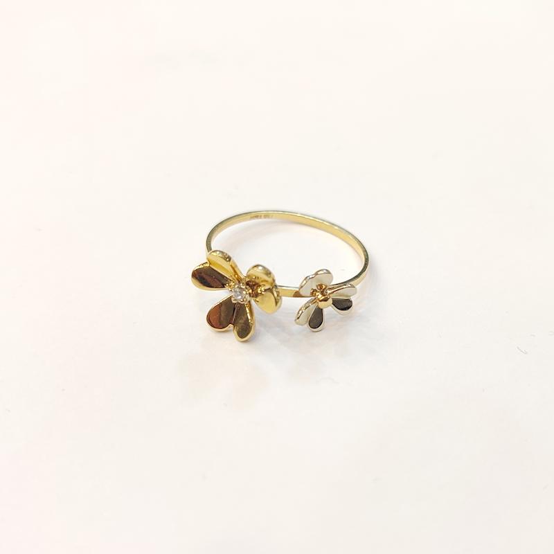 انگشتر زنانه طلا ۱۸ عیار انگشتر گل گالری الیاگلد