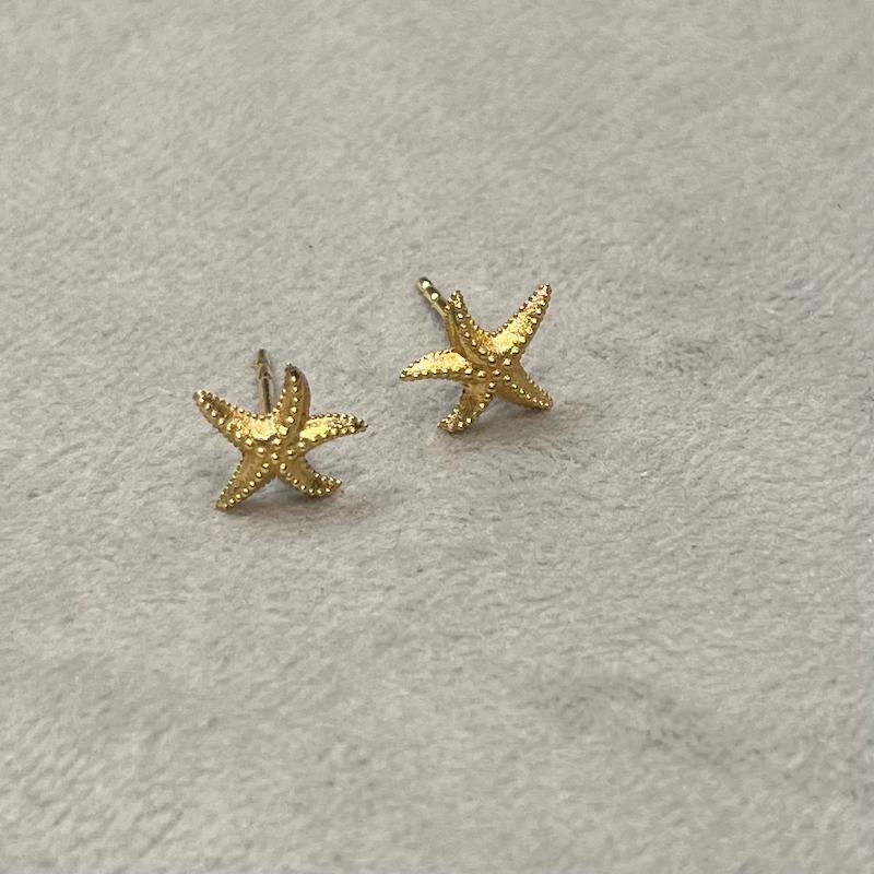 گوشواره زنانه طلا ۱۸ عیار گوشواره ستاره دریایی گالری زرنوش