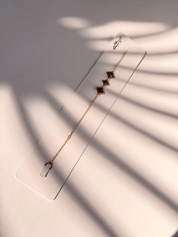 دستبند زنانه طلا ۱۸ عیار دستبند ونكليف گالری سین سین