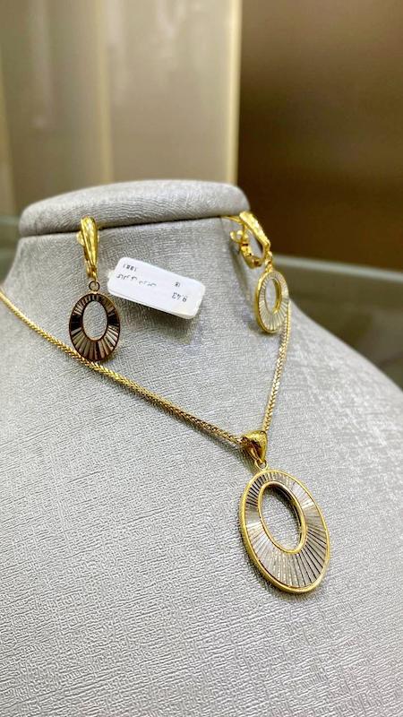 زنانه نیم ست طلا ۱۸ عیار نیم ست سپاهان درین