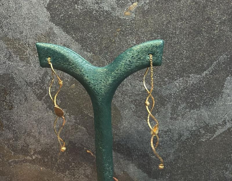 گوشواره زنانه طلا ۱۸ عیار گوشواره پیچ گالری زرنوش