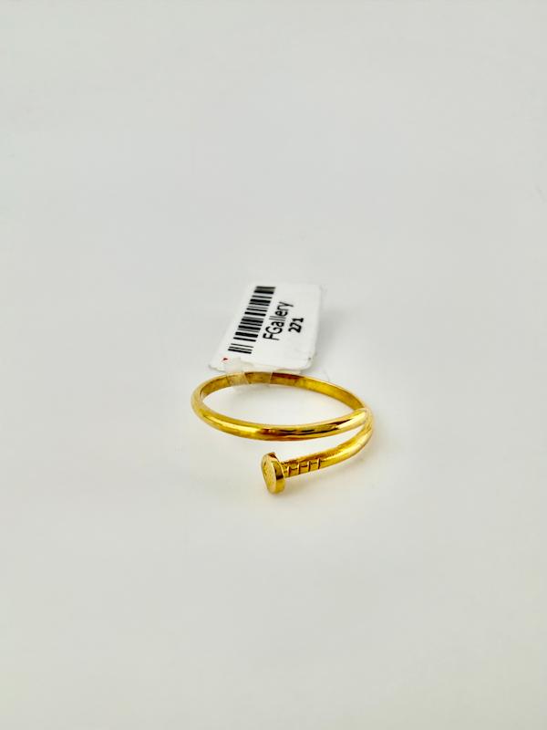 انگشتر زنانه طلا ۱۸ عیار انگشتر کارتیه میخ اف گالری