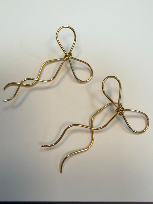 گوشواره زنانه طلا ۱۸ عیار گوشواره پاپیون گالری پریدخت