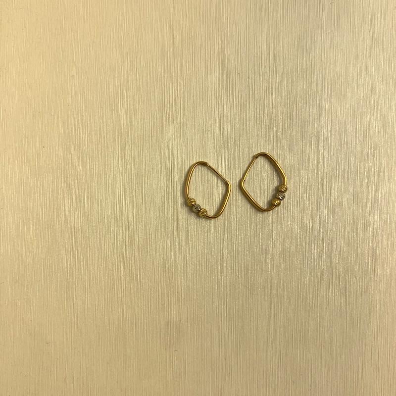 گوشواره طلا ۱۸ عیار سوزنی لوزی گالری جواهری مهربان