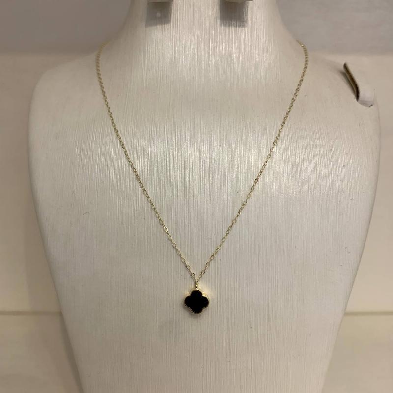 گردنبند زنانه طلا ۱۸ عیار گردنی ونکلیف مشکی گالری جواهری مهربان