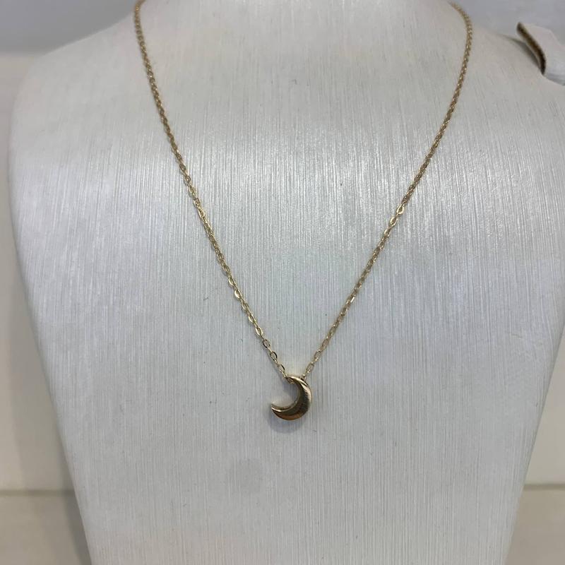 گردنبند طلا ۱۸ عیار گردنبند ماه گالری جواهری مهربان