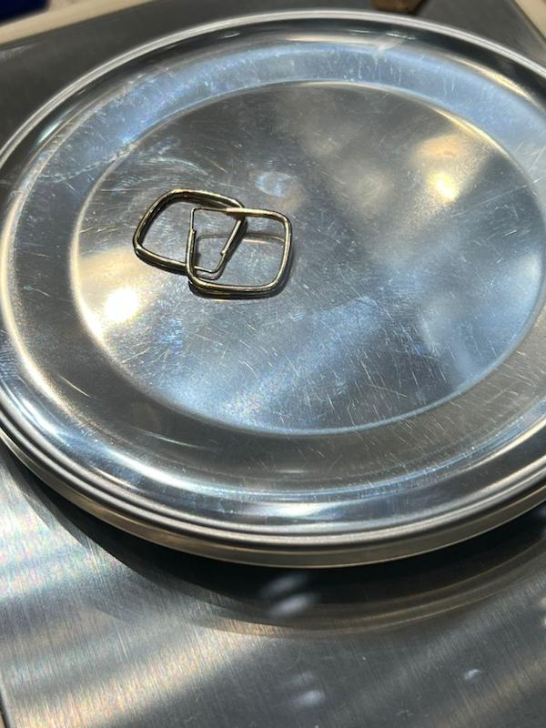 گوشواره زنانه طلا ۱۸ عیار گوشواره لوزی گالری زرنوش