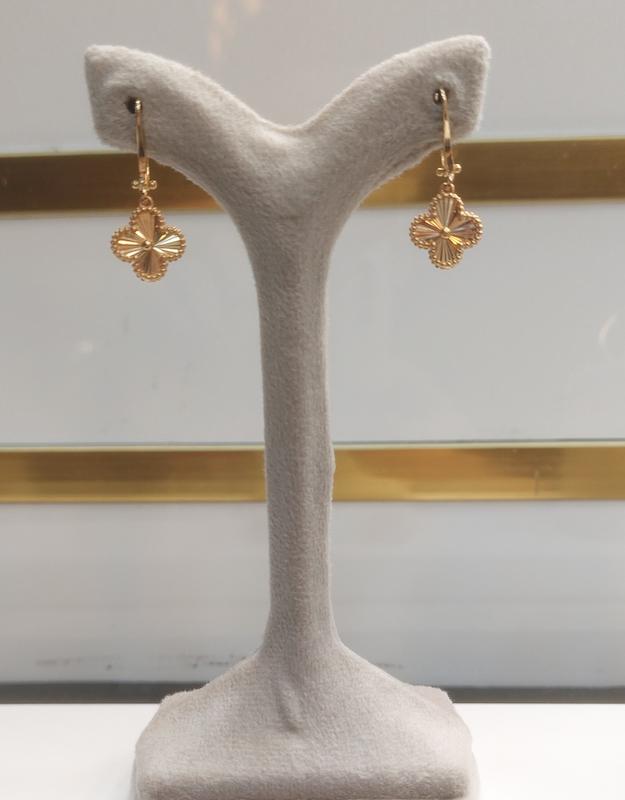 گوشواره زنانه طلا ۱۸ عیار گوشواره تراش ونکلیف چند گالری دنیا