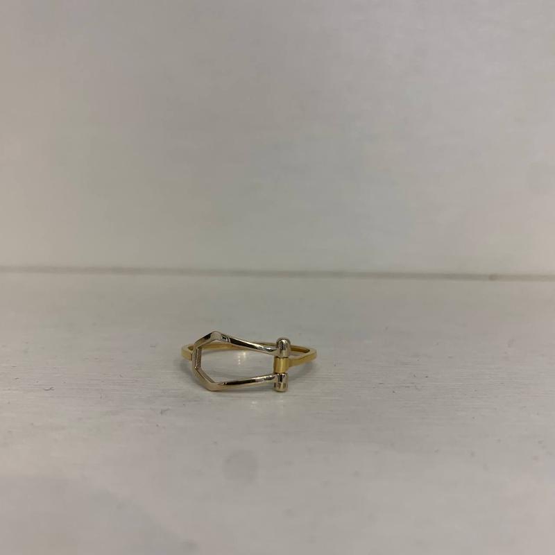 انگشتر طلا ۱۸ عیار انگشتر دفرمه گالری جواهری مهربان