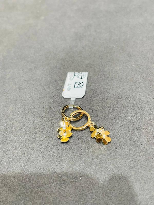 گوشواره طلا ۱۸ عیار گوشواره مدل ۲۴۰۹ جواهری سید احسان ولی زاده