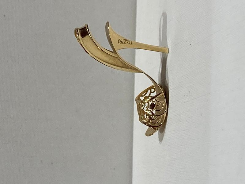 آویز زنانه طلا ۱۸ عیار کفش سیندرلا گالری روبی