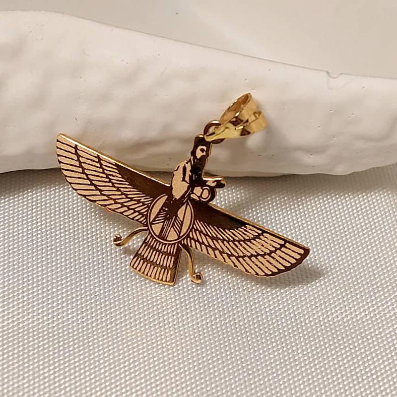 آویز طلا ۱۸ عیار فروهر گالری شمش طلا