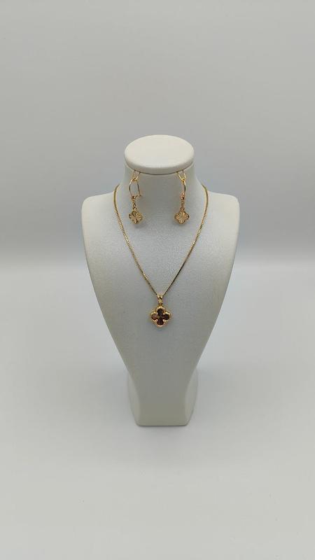 زنانه نیم ست طلا ۱۸ عیار نیم ست ونکلیف تراش گالری طلا و جواهر ملکی