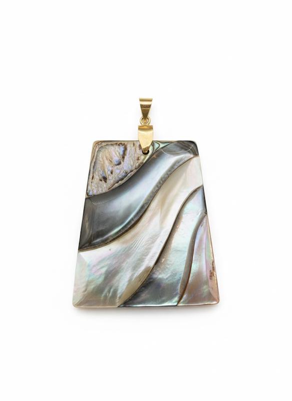 آویز زنانه طلا ۱۸ عیار ۴٣۶٣صدف گالری طلای شفیع