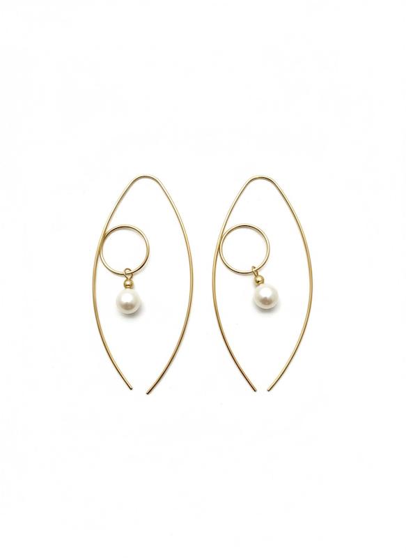 گوشواره زنانه طلا ۱۸ عیار ٩٨٨۶مروارید گالری طلای شفیع