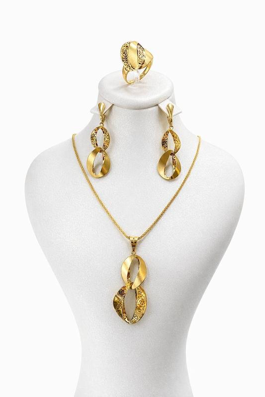 زنانه نیم ست طلا ۱۸ عیار نیم ست روبرتو گالری طلای حسن خانی