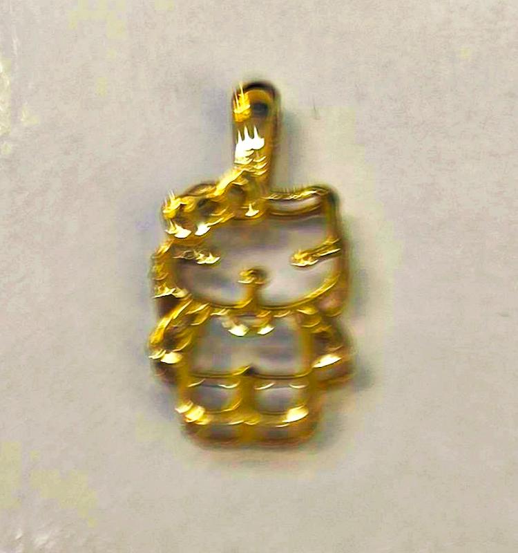 آویز طلا ۱۸ عیار آویز اماراتی لبوبو گالری نیک گلد