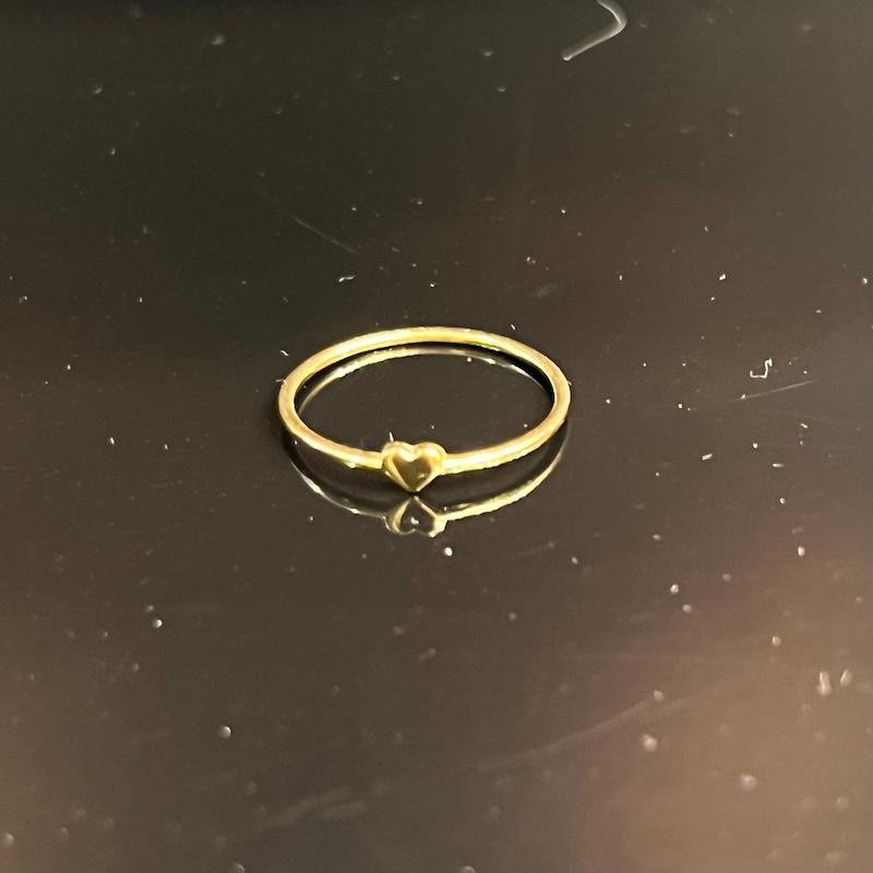 انگشتر زنانه طلا ۱۸ عیار انگشتر قلب گالری زرنوش