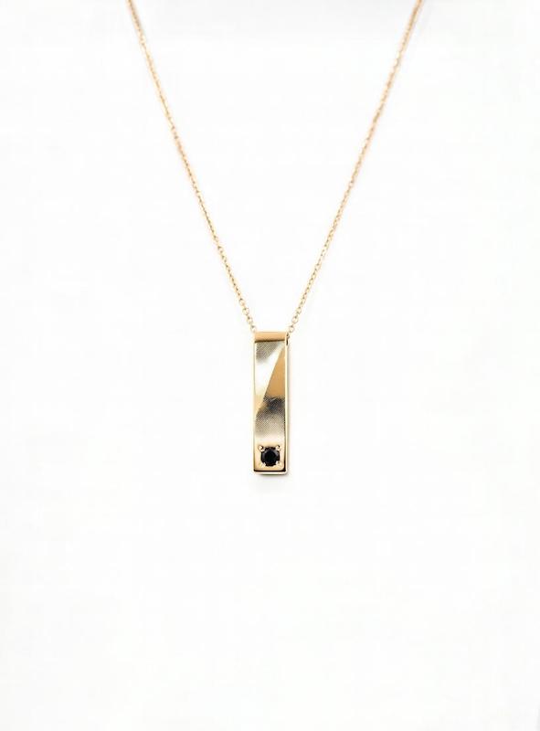 آویز زنانه طلا ۱۸ عیار پلاک مینیمال گالری طلای هدی