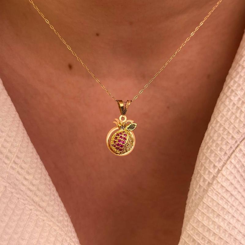 آویز زنانه طلا ۱۸ عیار آویز انار سانل گلد