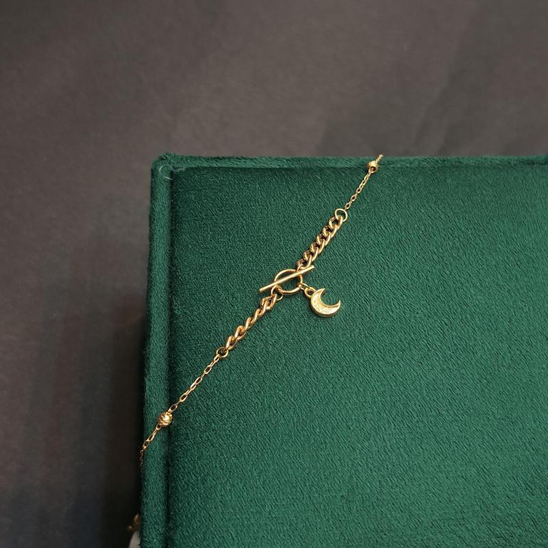 دستبند زنانه طلا ۱۸ عیار دستبند طرح ماه گالری حامی گلد