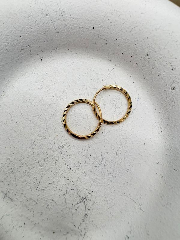 گوشواره طلا ۱۸ عیار گوشواره حلقه ای تراش مهوا گالری طلا و سکه مهوا