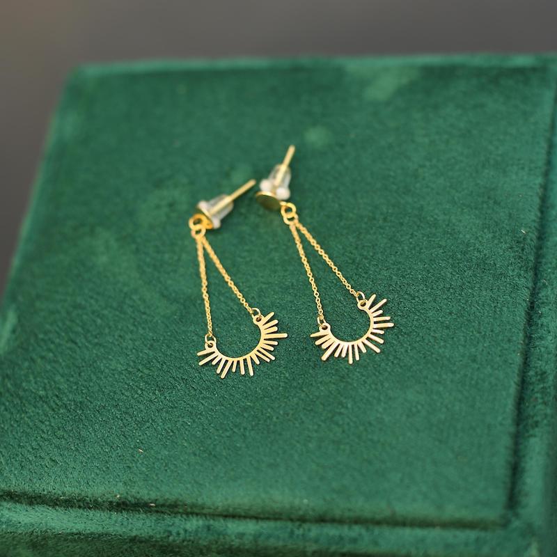 گوشواره زنانه طلا ۱۸ عیار گوشواره آویز گالری حامی گلد