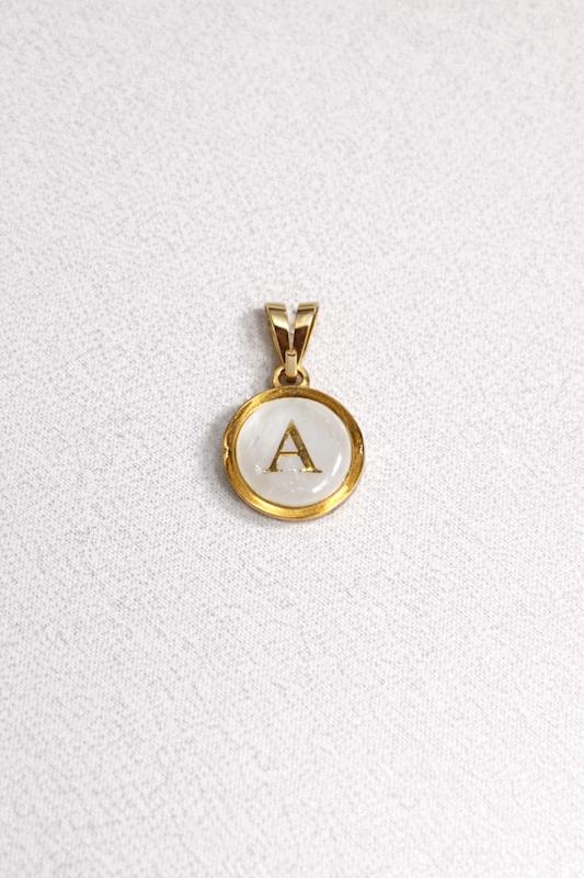 آویز زنانه طلا ۱۸ عیار سوارفسکی حروف A گالری مینا‌جان