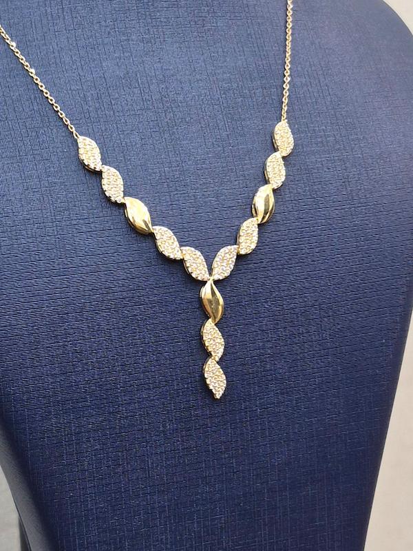 سرویس طلا ۱۸ عیار پایه جواهر نگین اتمی گالری زرگر