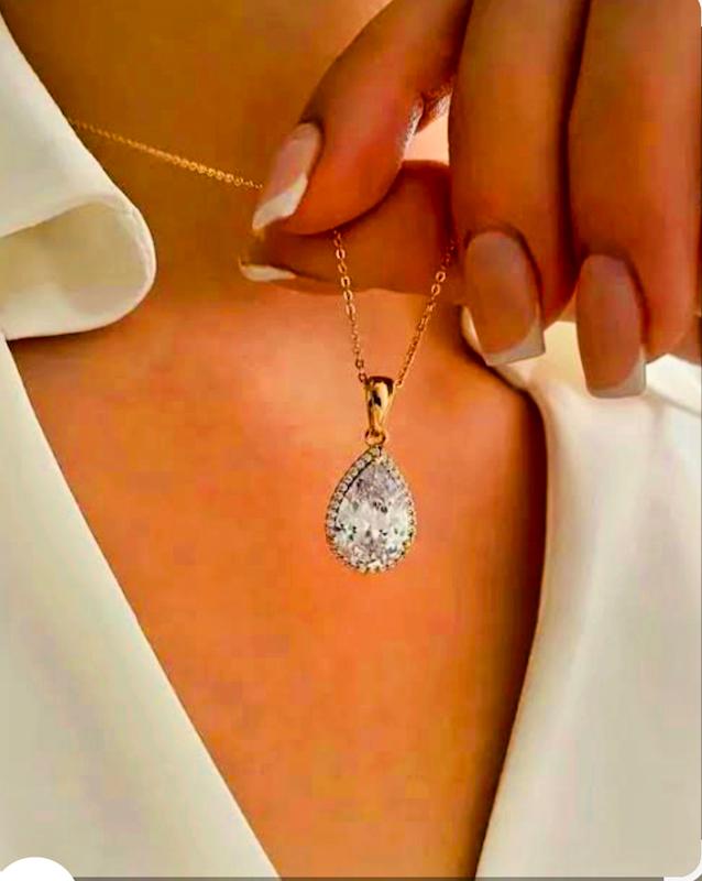 آویز طلا ۱۸ عیار آویز اماراتی الماس تراش گالری نیک گلد