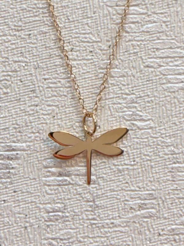 آویز زنانه طلا ۱۸ عیار سنجاقک گالری پریدخت