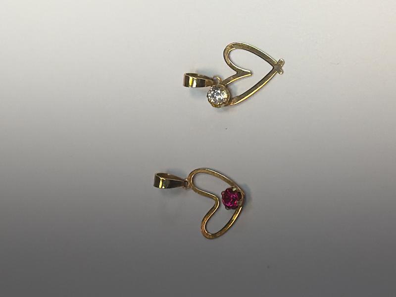 آویز زنانه طلا ۱۸ عیار قلب نگینی گالری پریدخت