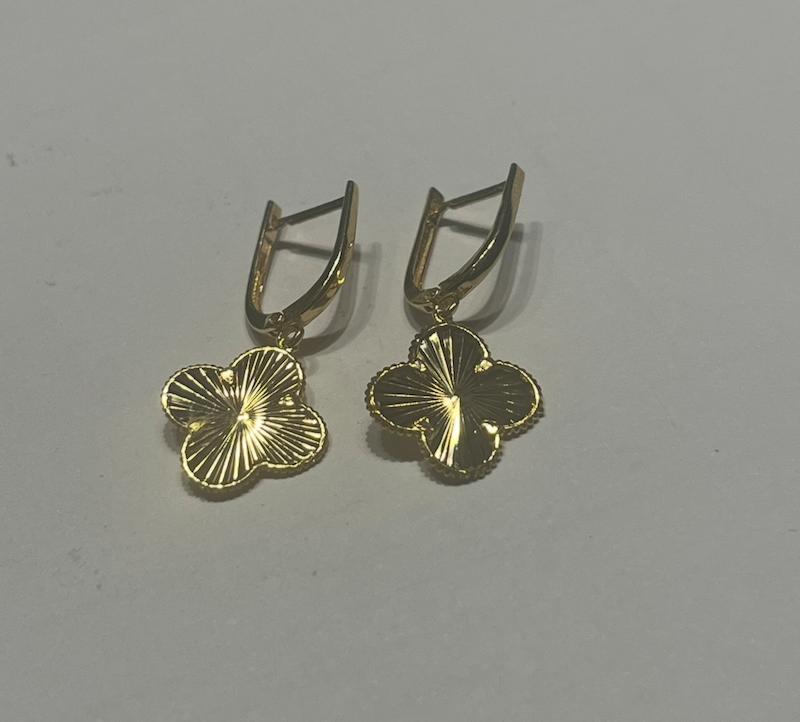 گوشواره زنانه طلا ۱۸ عیار ونکلیف گالری طلا دوران