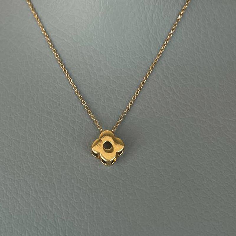 گردنبند زنانه طلا ۱۸ عیار گردنبند گل گالری رخساره