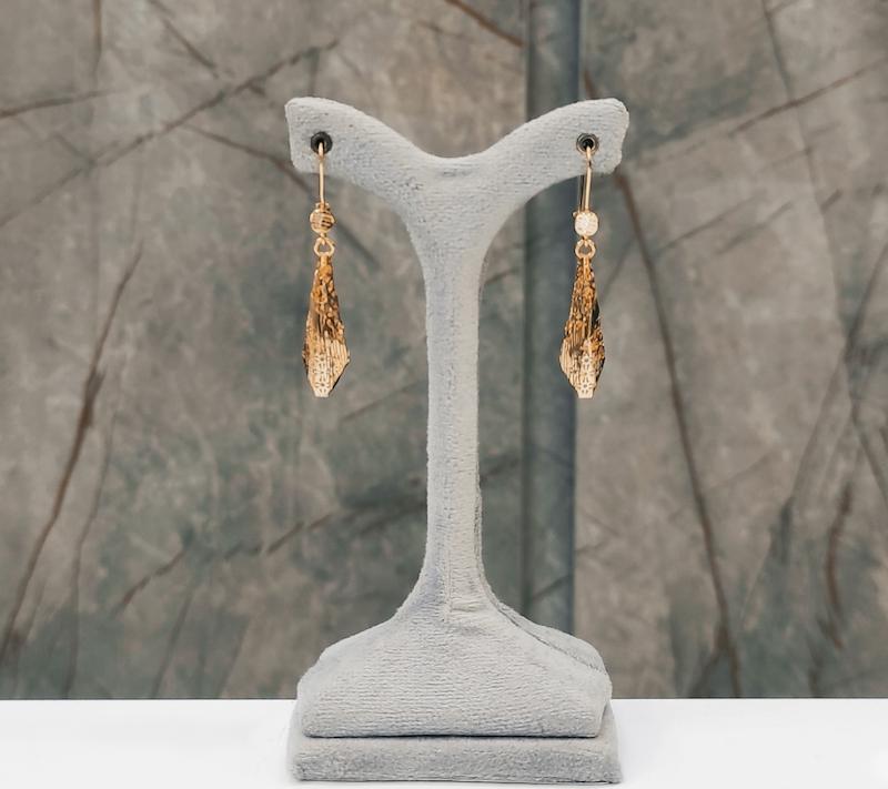 گوشواره زنانه طلا ۱۸ عیار سه بعدی گالری دنیا