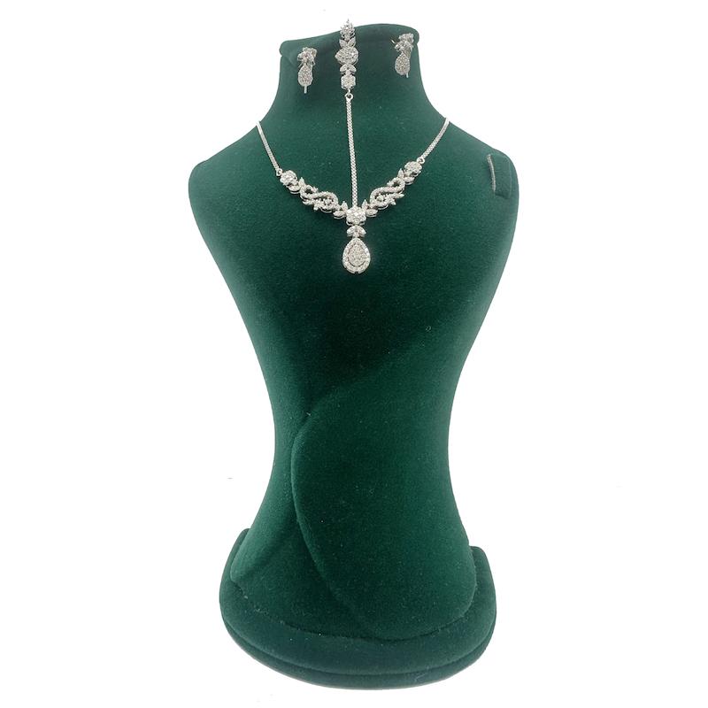 سرویس زنانه طلا ۱۸ عیار سرویس پیوژن 1 طلا و جواهری آیدیس