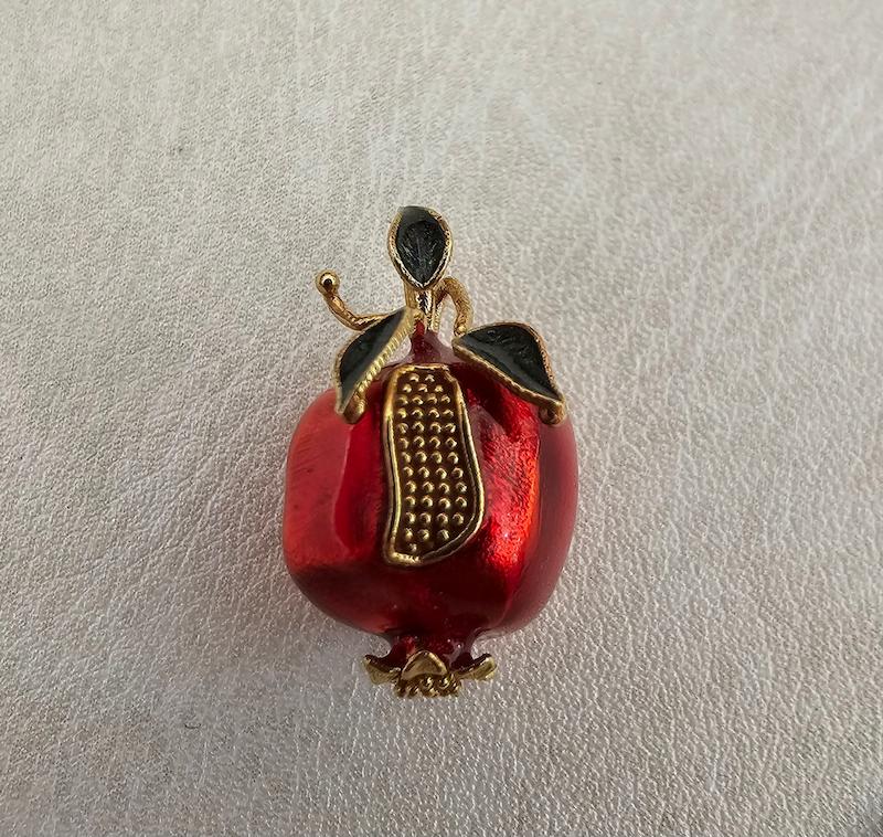 آویز طلا ۱۸ عیار مدال انار ایلیا گالری