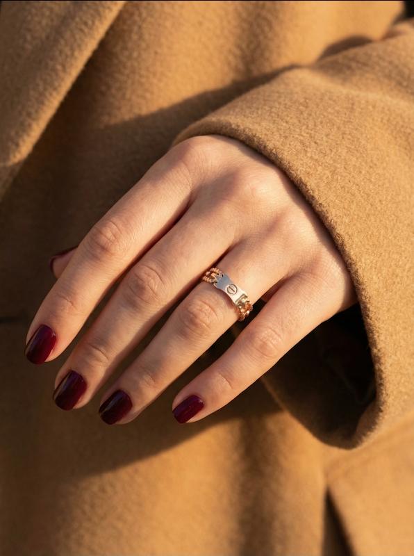 انگشتر زنانه طلا ۱۸ عیار انگشتر لاو طلای شیک