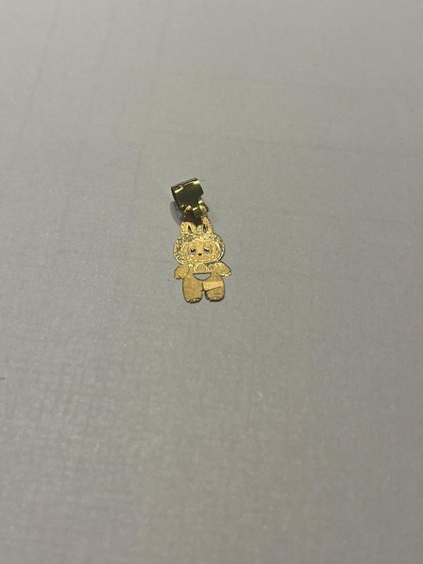 آویز زنانه طلا ۱۸ عیار لبوبو گالری طلا دوران