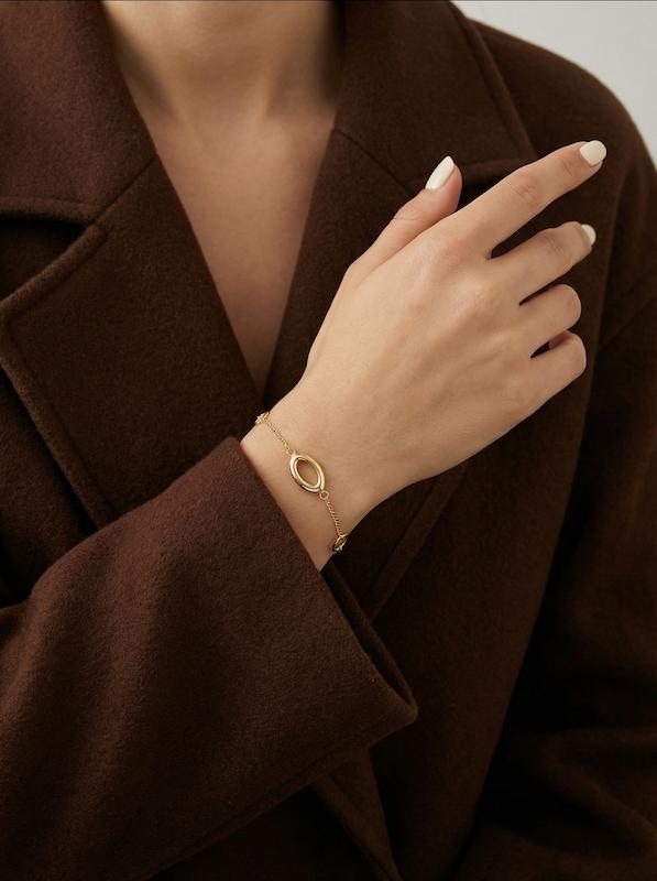 دستبند زنانه طلا ۱۸ عیار دستبند مینیمال طلای شیک