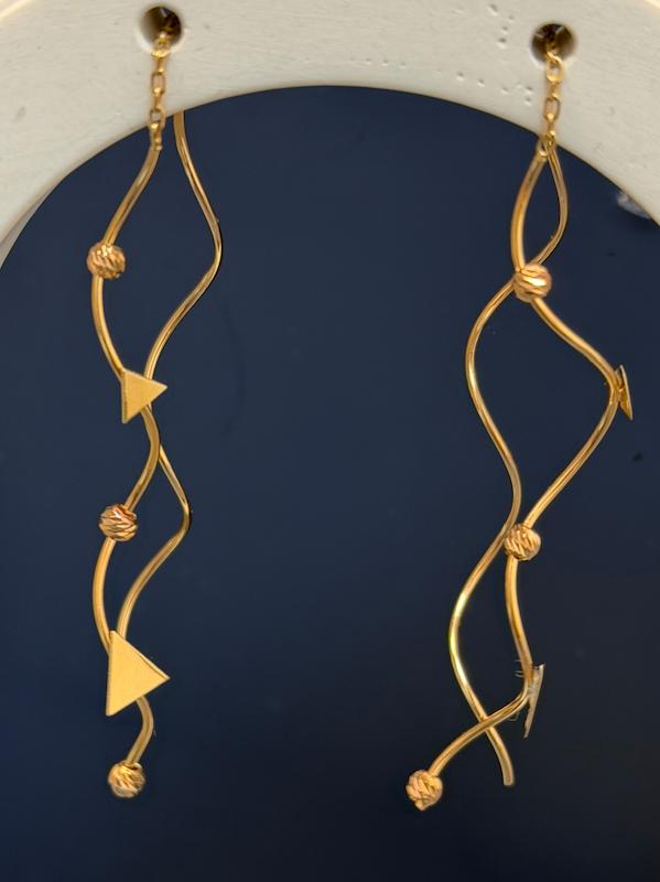 گوشواره زنانه طلا ۱۸ عیار پیچک و گوی گالری پریدخت
