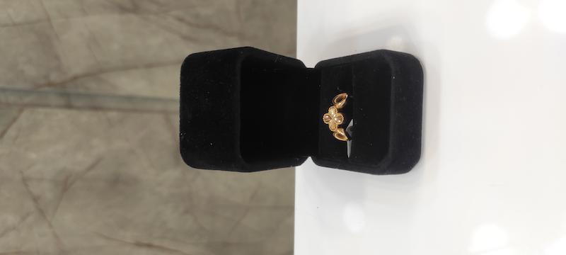 انگشتر زنانه طلا ۱۸ عیار ونکلیف تراش گالری دنیا