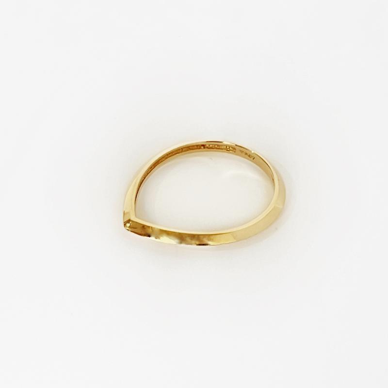انگشتر زنانه طلا ۱۸ عیار انگشتر اوج طلا و جواهر بیست