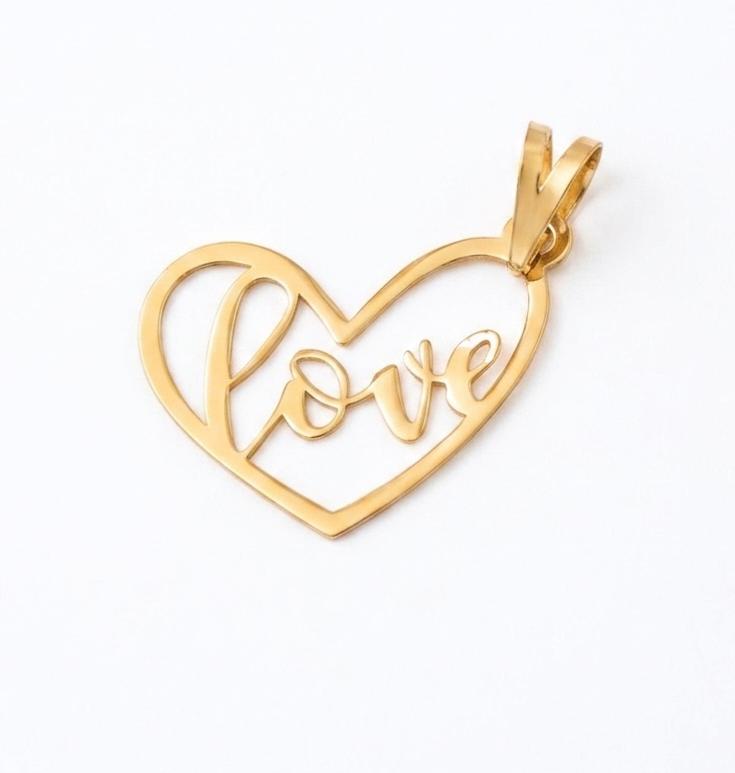 آویز زنانه طلا ۱۸ عیار قلب love گالری طلای اصیلا